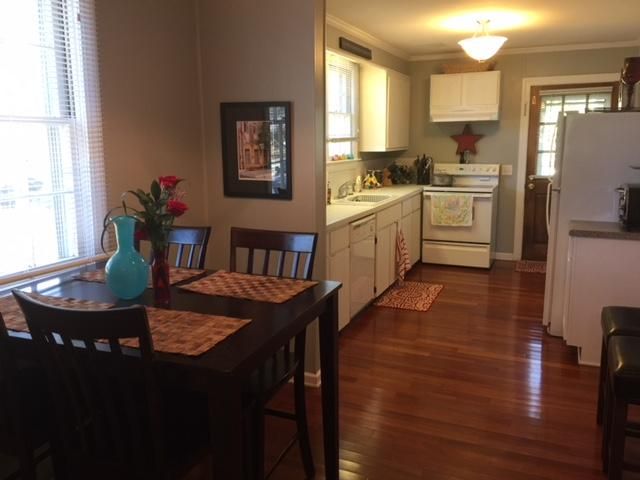 302 Rutherford, Summerville, SC 29483