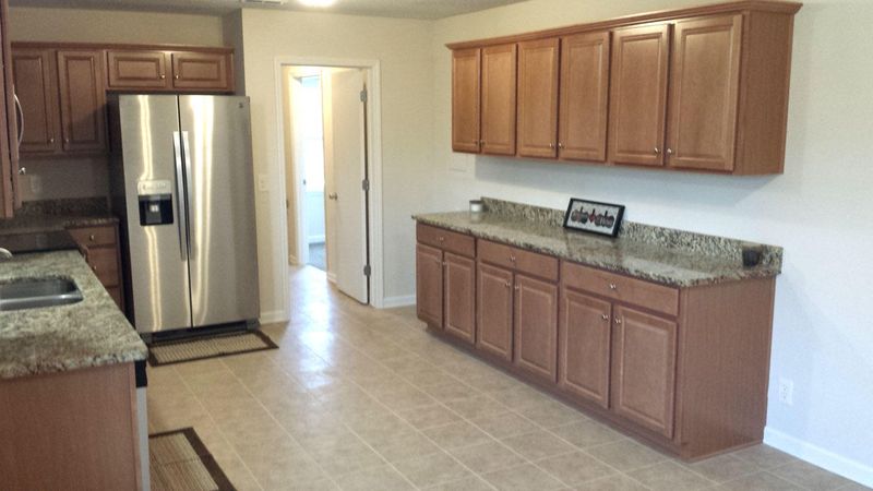 1 Elberton Ave, Goose Creek, SC 29445