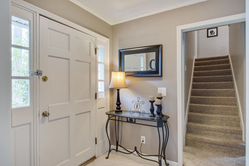 104 Hampton Dr, Summerville, SC 29485