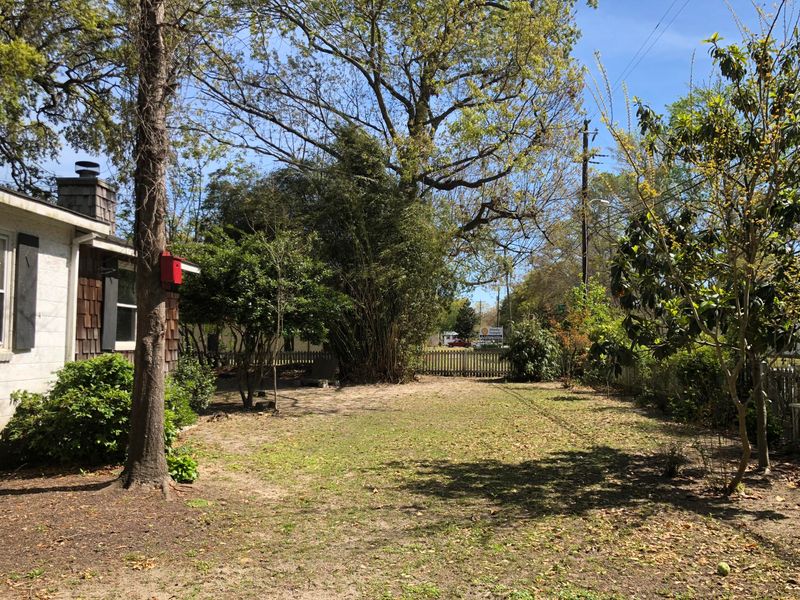 1748 Jervey Ave, Charleston, SC 29407