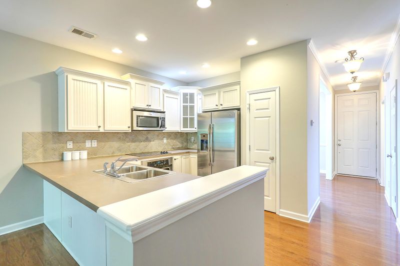 2900 Treadwell St, Mount Pleasant, SC 29466