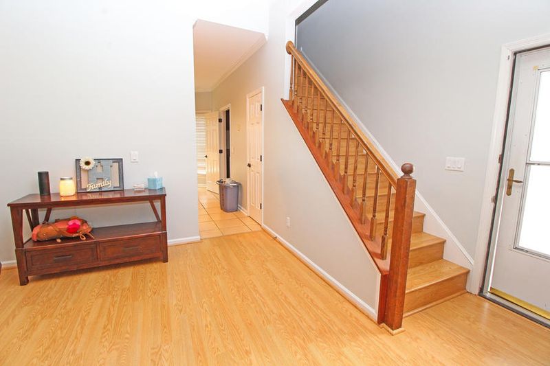 8608 River Oaks Dr, Charleston, SC 29420
