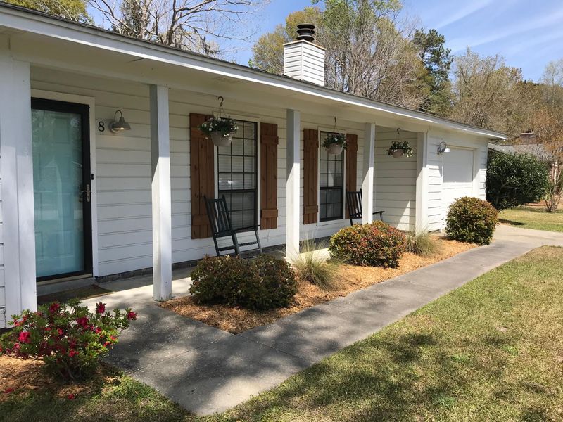 8 Drummond Ct, Charleston, SC 29414