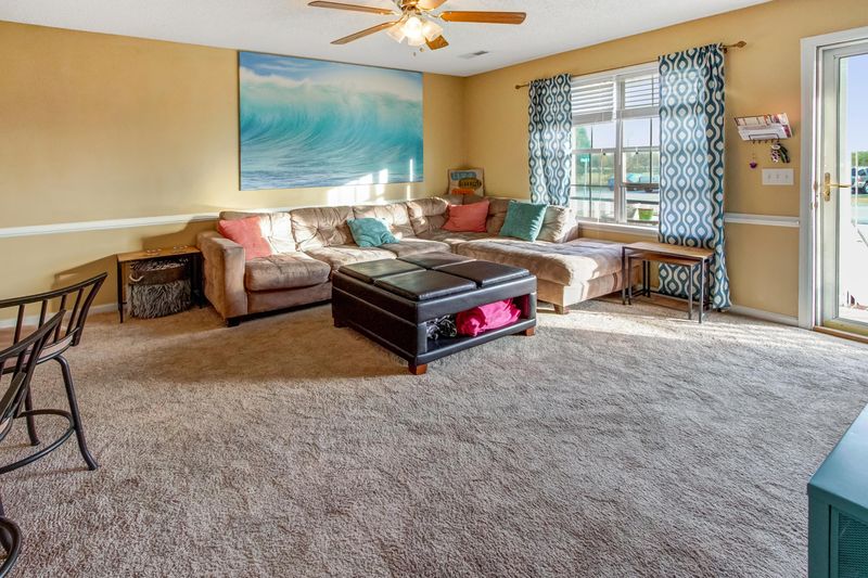 1300 Lawton Ct, Moncks Corner, SC 29461