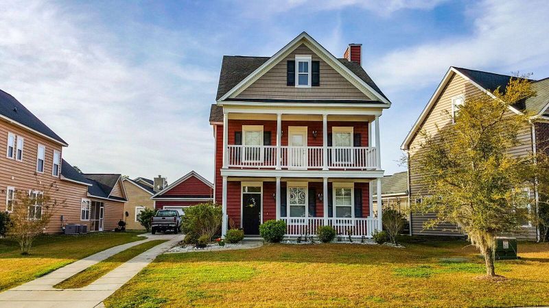 1069 Moss Grove Dr, Moncks Corner, SC 29461