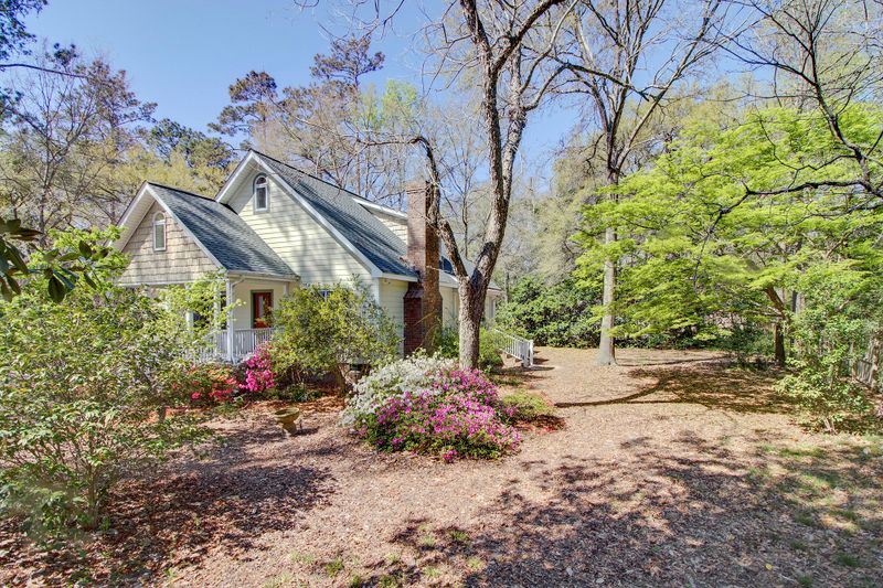 1008 S Main St, Summerville, SC 29483