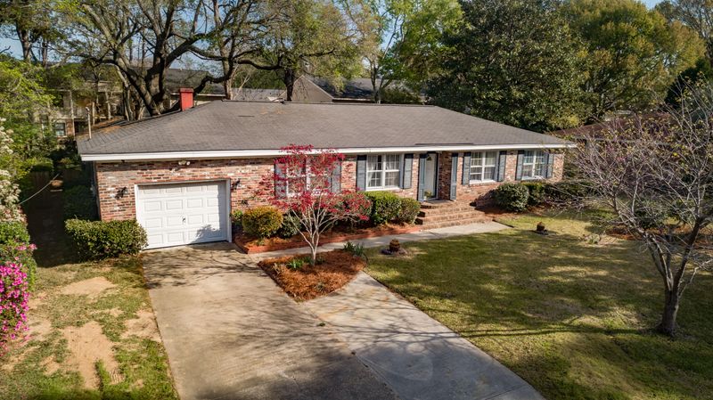 1754 Houghton Dr, Charleston, SC 29412