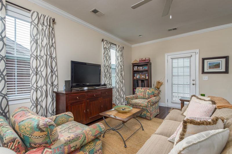 1513 Galloway Ln, Charleston, SC 29412