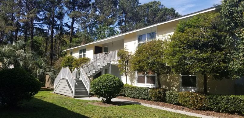 337 W Coleman Blvd #C, Mount Pleasant, SC 29464