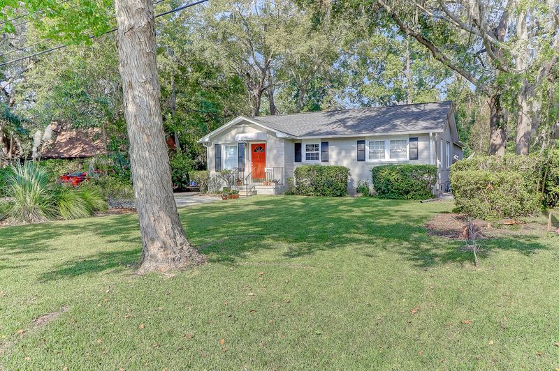5205 E Dolphin St, North Charleston, SC 29405