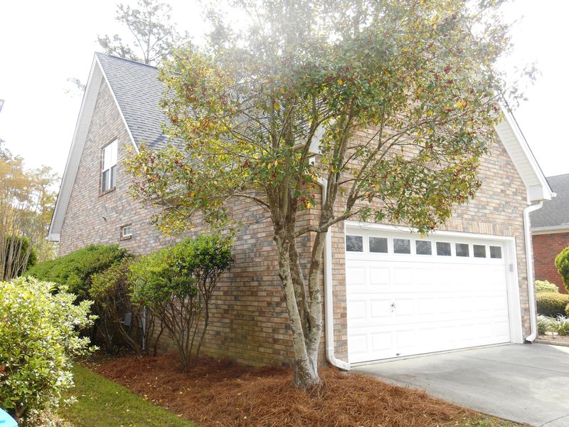 200 Kilarney Rd, Summerville, SC 29483