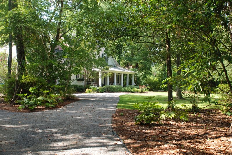 121 Linwood Ln, Summerville, SC 29483