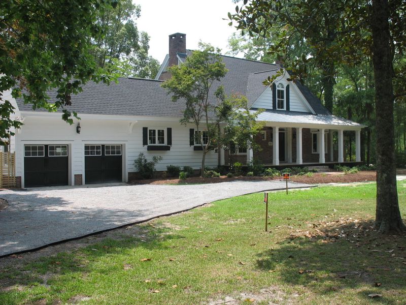 121 Linwood Ln, Summerville, SC 29483