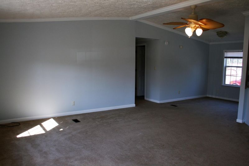 102 Pickerel Dr, Moncks Corner, SC 29461