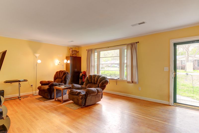 1554 Downing St, Charleston, SC 29407