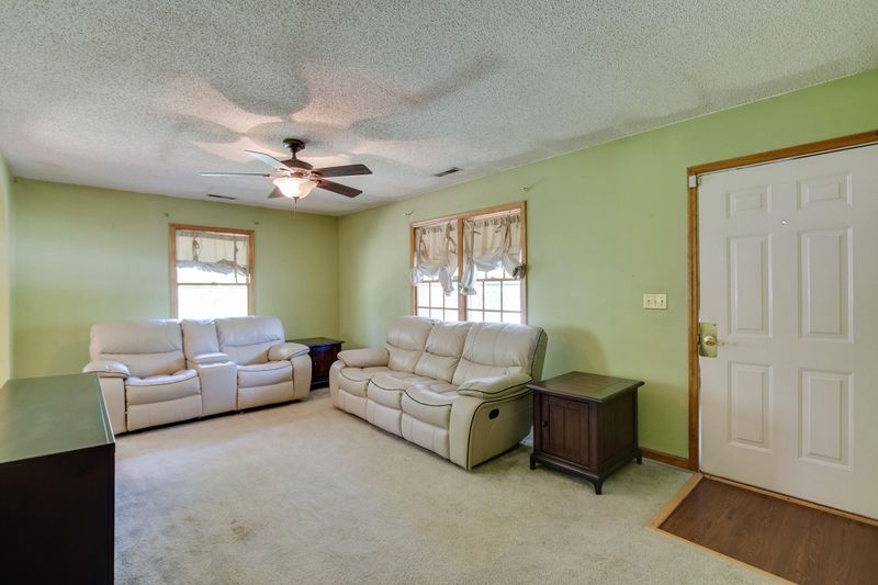5734 Edgar Tumbleston, Hollywood, SC 29449