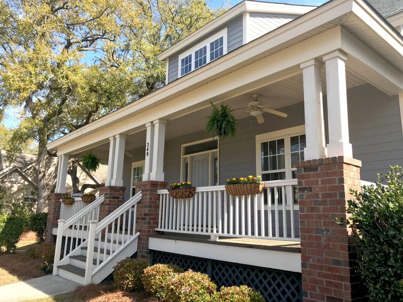 240 N Ainsdale Dr, Charleston, SC 29414