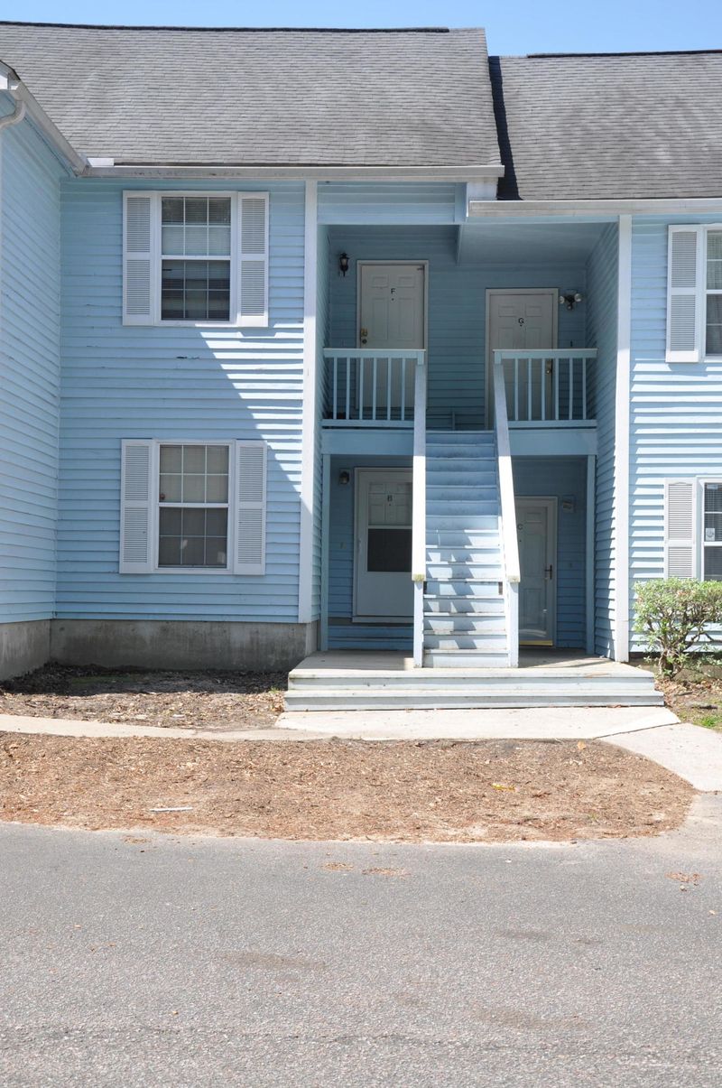 6275 Rolling Fork Rd #B, North Charleston, SC 29406