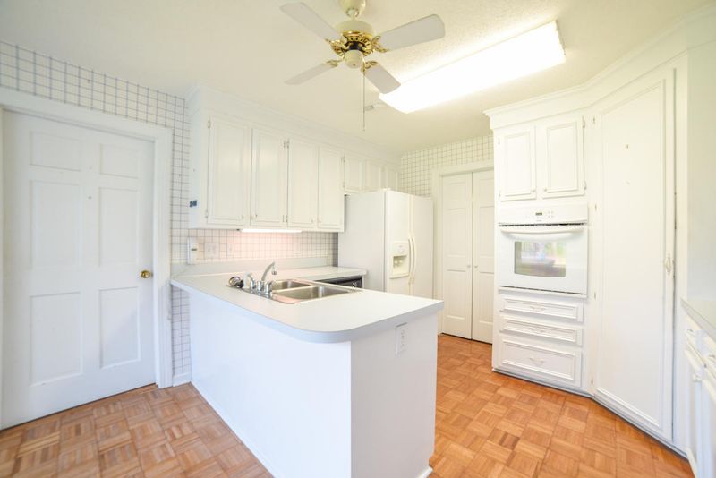 5536 Stonoview Dr, Johns Island, SC 29455