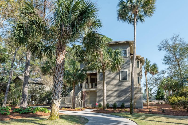 2837 Old Drake Dr, Johns Island, SC 29455