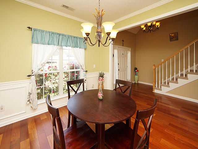 240 Trestlewood Dr, Summerville, SC 29483