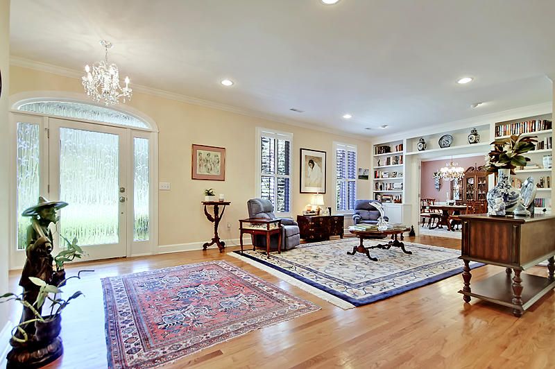 1926 Kiln Ct, Mount Pleasant, SC 29466
