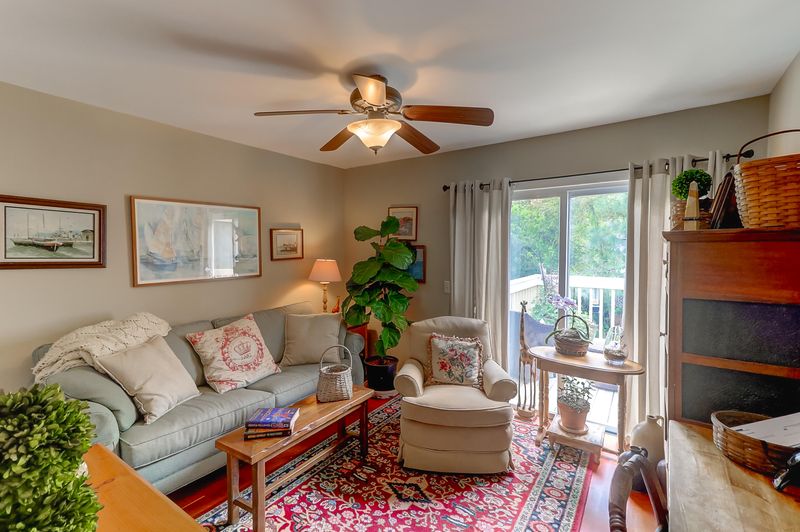 1 Sandpiper Ct, Isle Of Palms, SC 29451