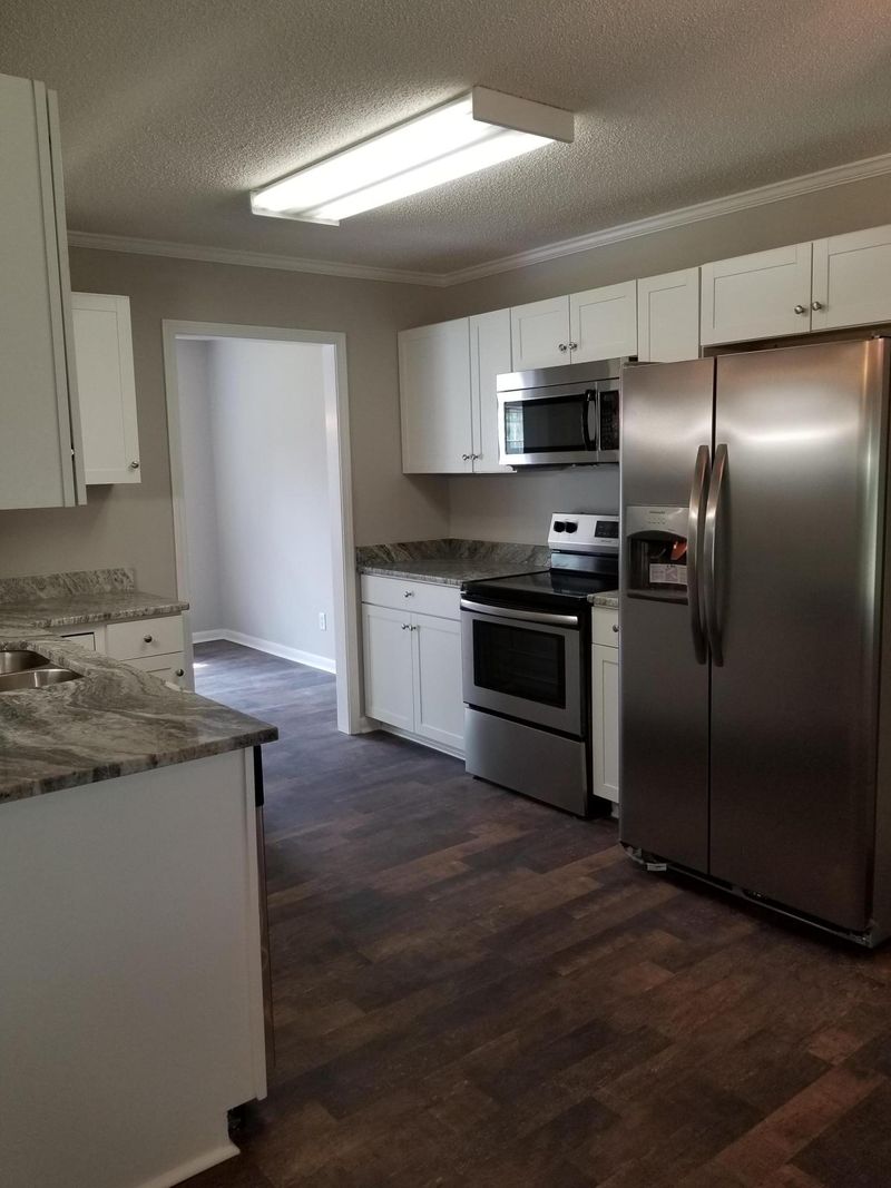115 Alma Dr, Ladson, SC 29456