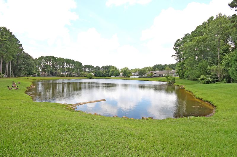 1144 Peninsula Cove Dr, Charleston, SC 29492