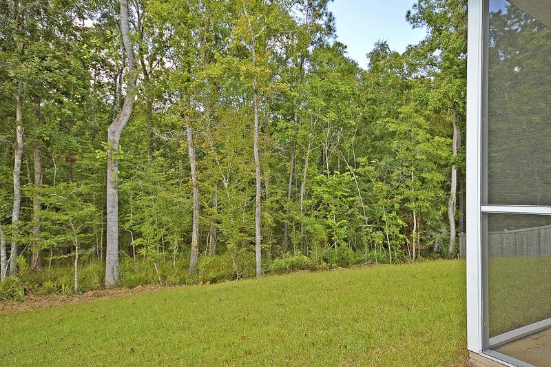 540 Mountain Laurel Ct, Goose Creek, SC 29445