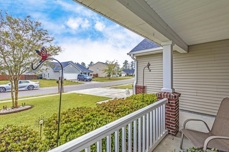105 Waterbrook Dr, Goose Creek, SC 29445
