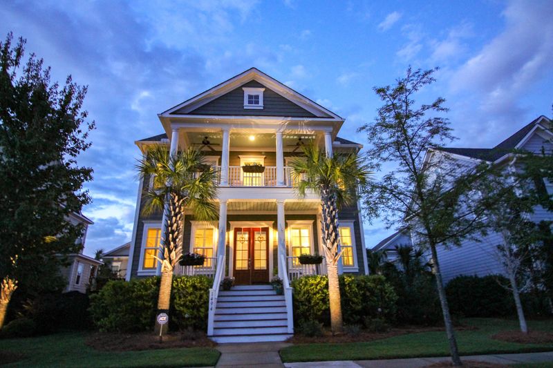 1494 Wando Landing St, Daniel Island, SC 29492