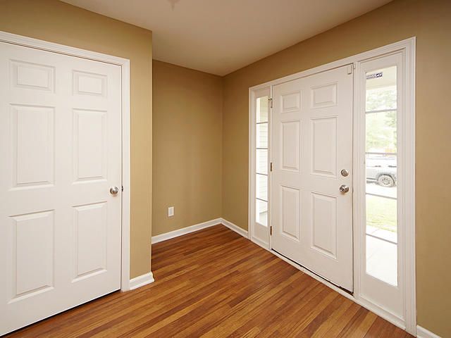 200 Green Oak Ct, Goose Creek, SC 29445