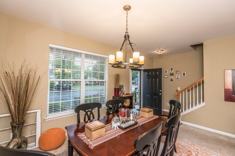 305 Hemingway Cir, Summerville, SC 29483