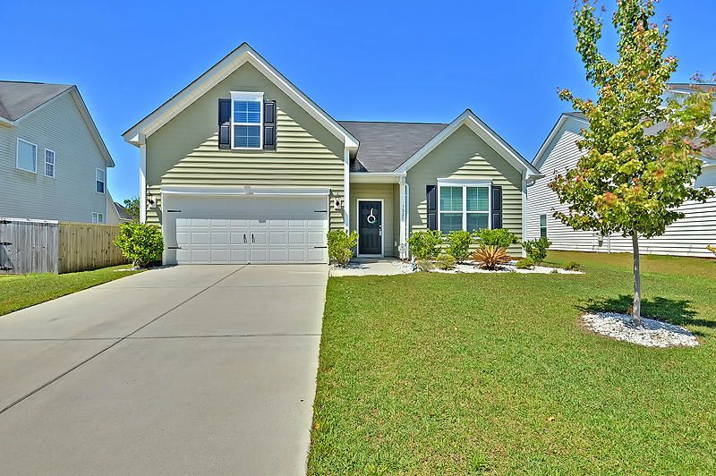 7825 Expedition Dr, North Charleston, SC 29420