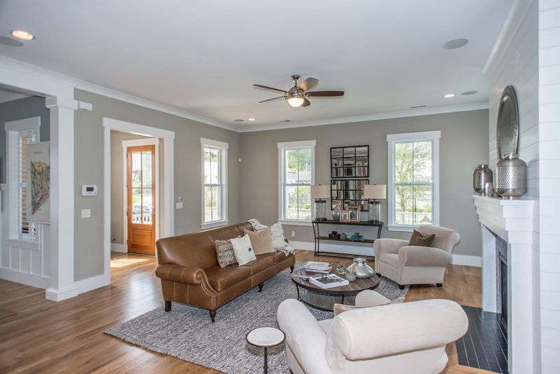1657 Banning St, Mount Pleasant, SC 29466