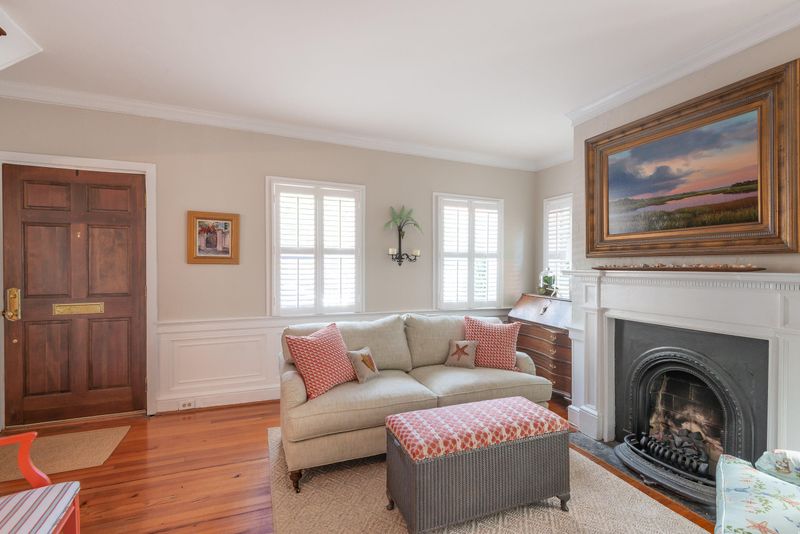 5 Talon Ct, Charleston, SC 29403
