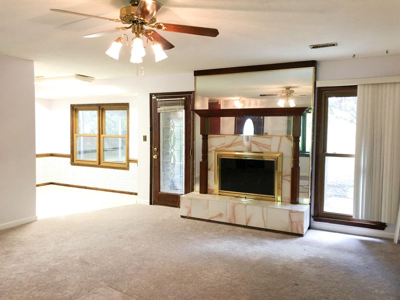 211 Hastie Dr, Goose Creek, SC 29445