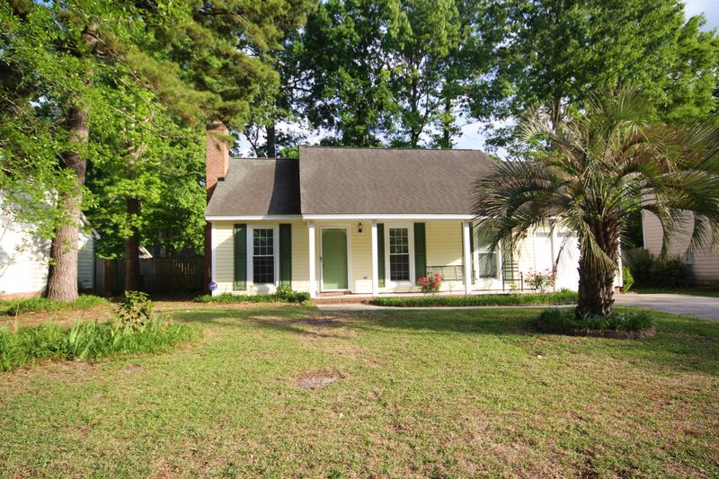 407 Hamlet Rd, Summerville, SC 29485