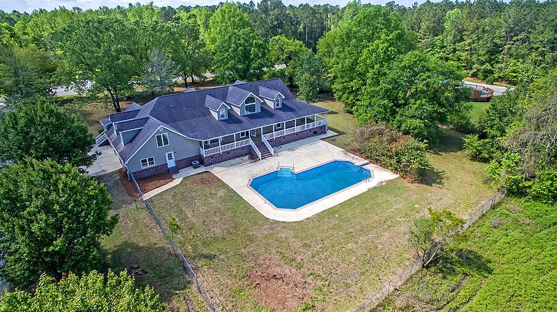 148 Deer Track Ln, Moncks Corner, SC 29461