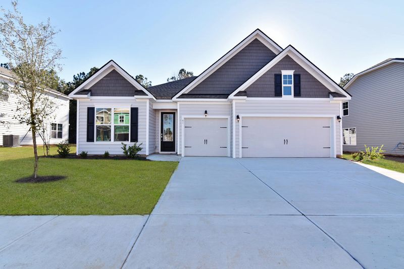 525 Kilarney Rd, Summerville, SC 29483