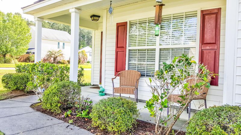 3000 Maple Leaf Dr, Moncks Corner, SC 29461