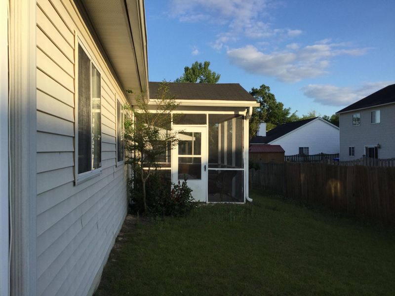 8032 Old Hazelwood Rd, North Charleston, SC 29406