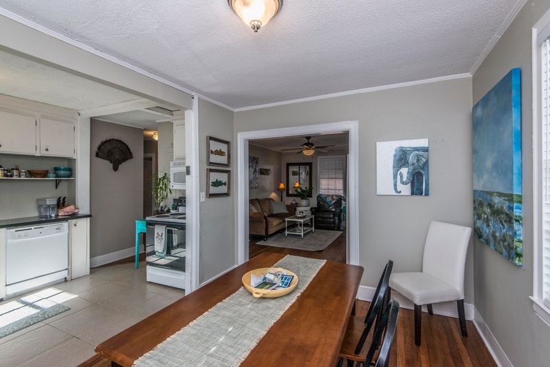 647 Savannah Hw, Charleston, SC 29407