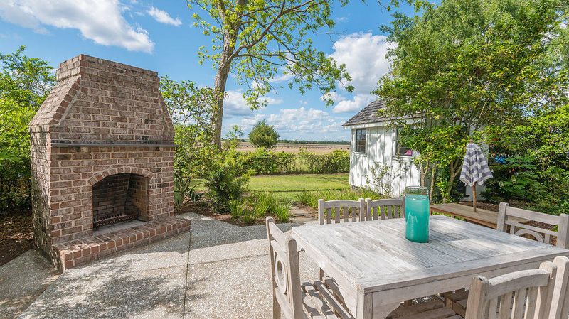 2324 Sunnyside Ave, Charleston, SC 29403