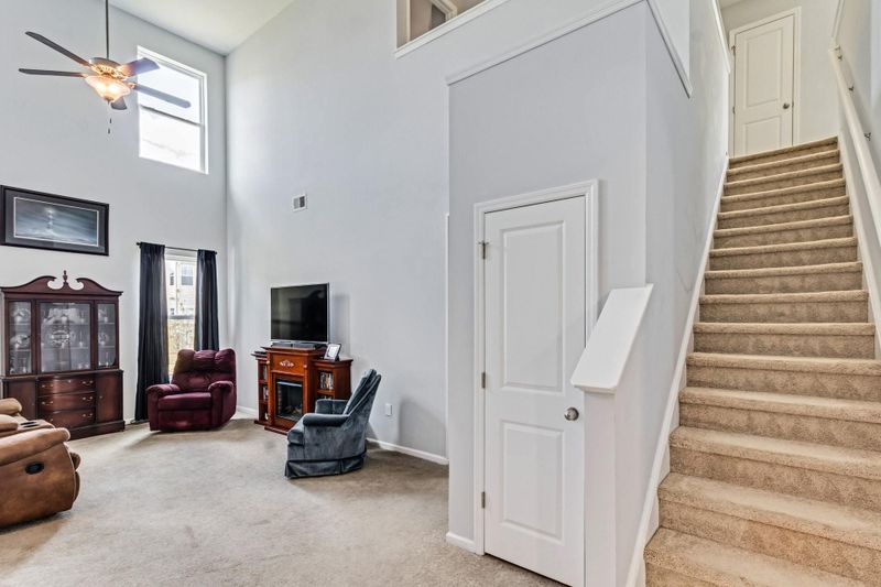 327 Silver Leaf Ln, Moncks Corner, SC 29461