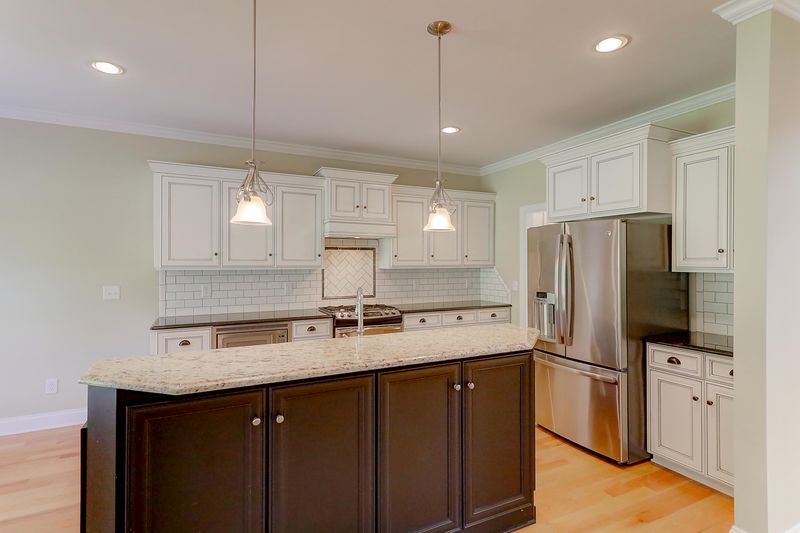 8769 Alexandria Dr, North Charleston, SC 29420