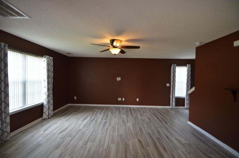 7923 New Ryder Rd, North Charleston, SC 29406