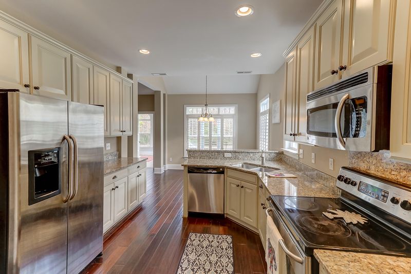 870 Hunt Club Rn, Charleston, SC 29414