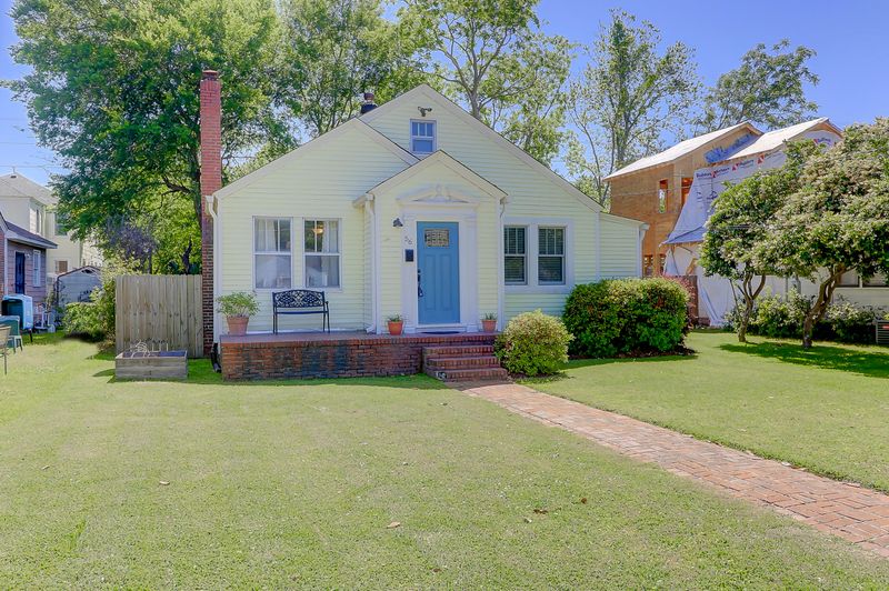 56 Clemson St, Charleston, SC 29403